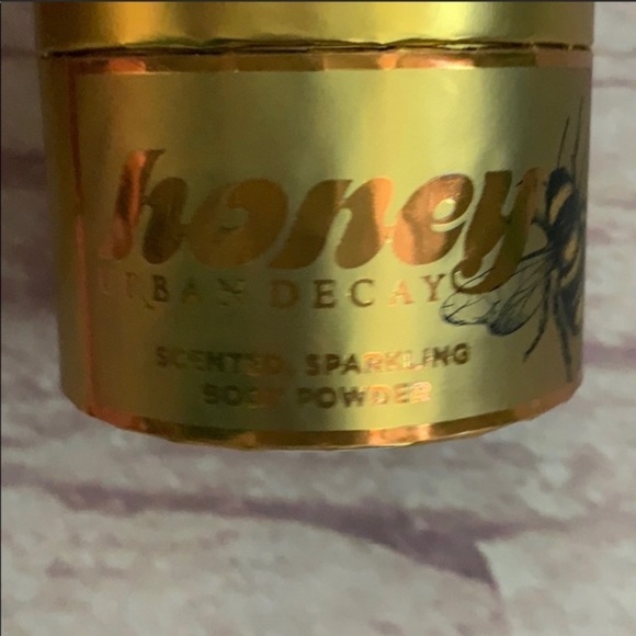 🆕URBAN DECAY🐝Honey Sparkling Body Powder - Picture 9 of 12